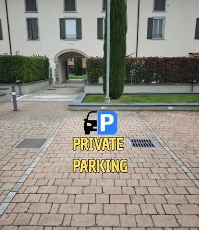 公寓 Airport-fiera New With Terrace