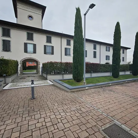 Airport-fiera New With Terrace Bergamo