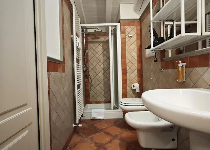 Airport-fiera New With Terrace Apartment